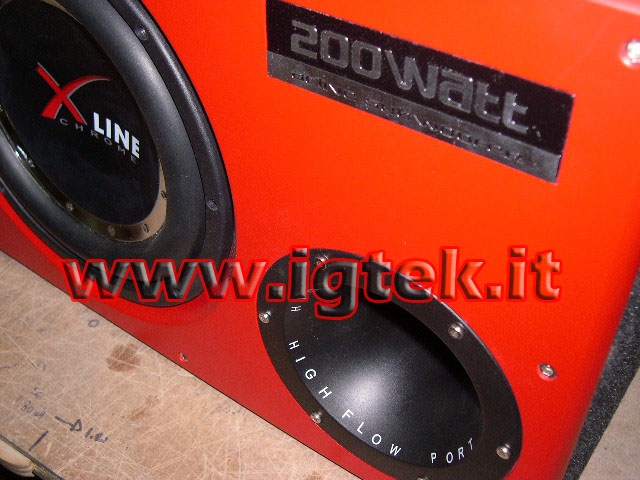 SUBWOOFER UNICARS BOX REFLEX ATTIVO 25cm 10 200W MAX  